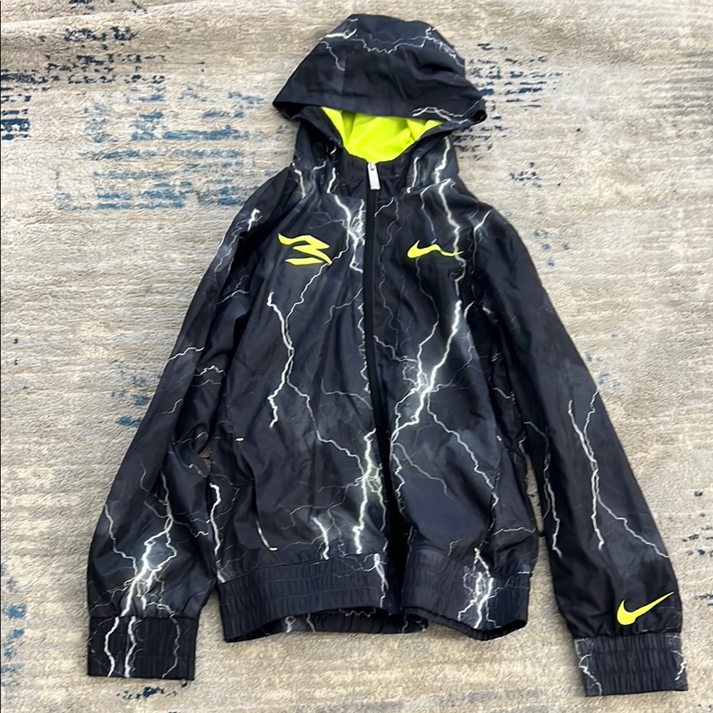 Nike Wind breaker sport jacket Boys L (12-13 yrs) - Black and neon green